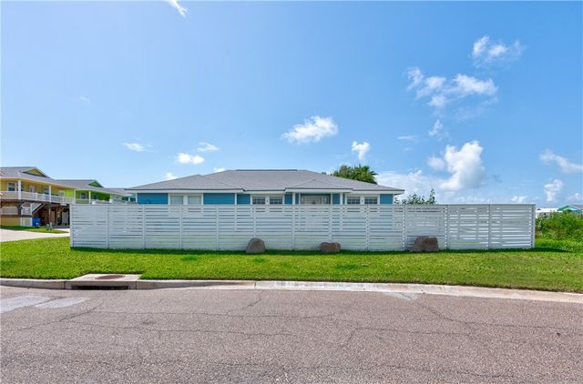 404 Chloes Way, Port Aransas, TX 78373