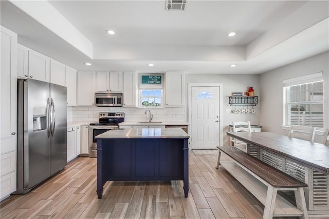 404 Chloes Way, Port Aransas, TX 78373