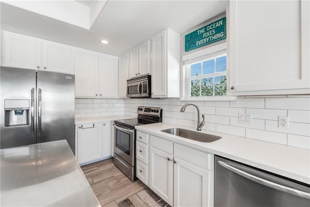 404 Chloes Way, Port Aransas, TX 78373