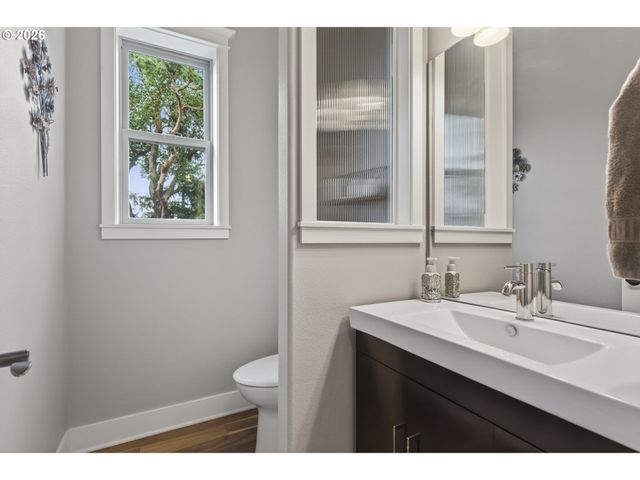 1252 SOUTHRIDGE Way, Roseburg, OR 97470