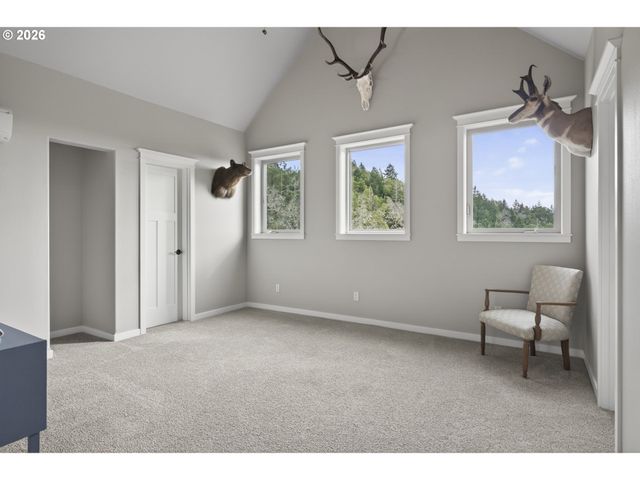 1252 SOUTHRIDGE Way, Roseburg, OR 97470