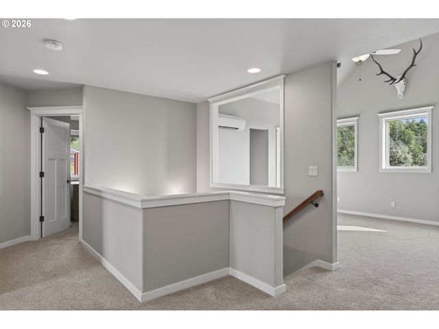 1252 SOUTHRIDGE Way, Roseburg, OR 97470