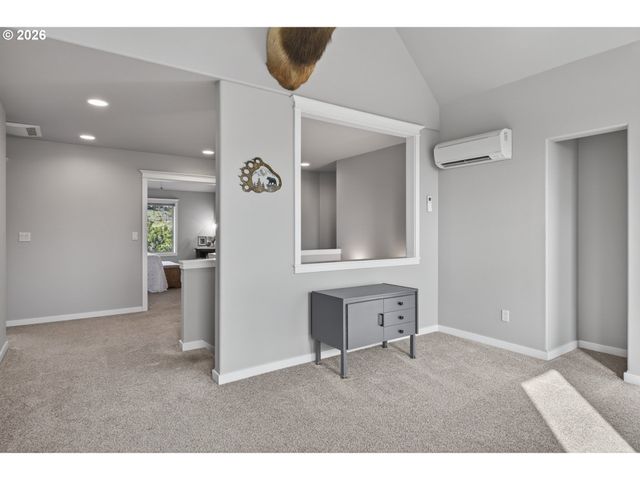 1252 SOUTHRIDGE Way, Roseburg, OR 97470