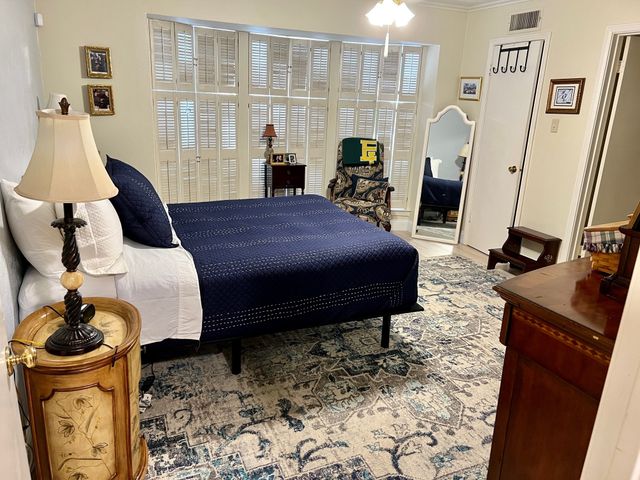 9139 Villa Park Circle, Dallas, TX 75225