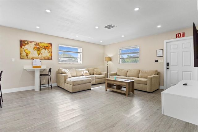 827 SW 29th Street, Fort Lauderdale, FL 33315