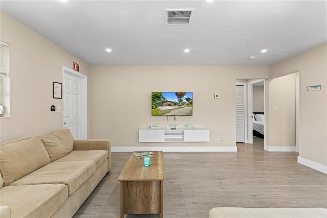 827 SW 29th Street, Fort Lauderdale, FL 33315