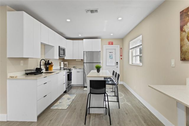 827 SW 29th Street, Fort Lauderdale, FL 33315