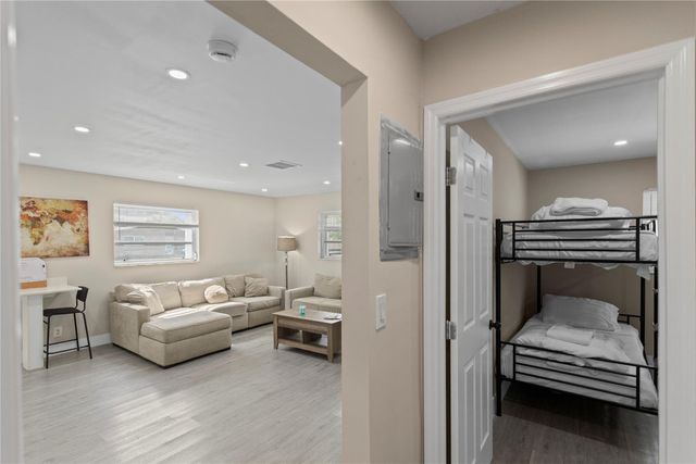 827 SW 29th Street, Fort Lauderdale, FL 33315