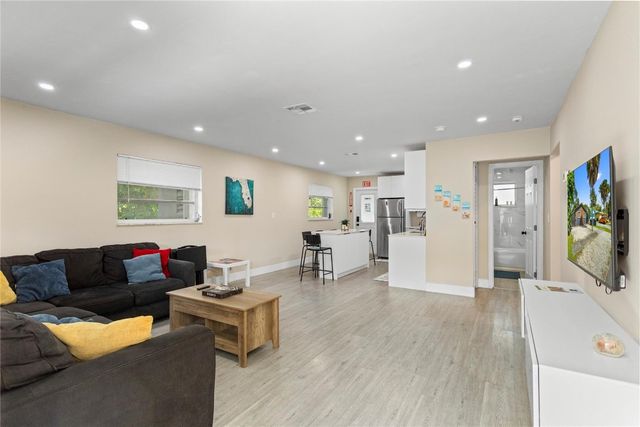 827 SW 29th Street, Fort Lauderdale, FL 33315