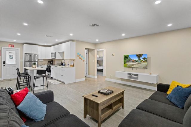 827 SW 29th Street, Fort Lauderdale, FL 33315