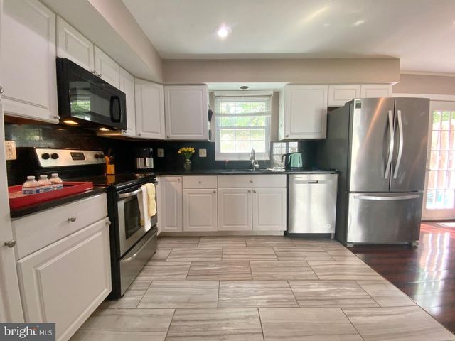 13077 OPEN HEARTH WAY, Germantown, MD 20874