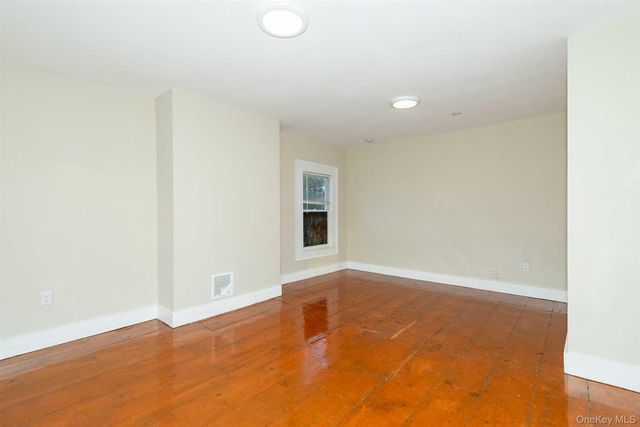 90 S HAMILTON Street, Poughkeepsie, NY 12601