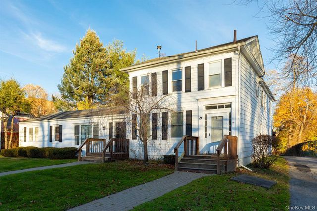 90 S HAMILTON Street, Poughkeepsie, NY 12601