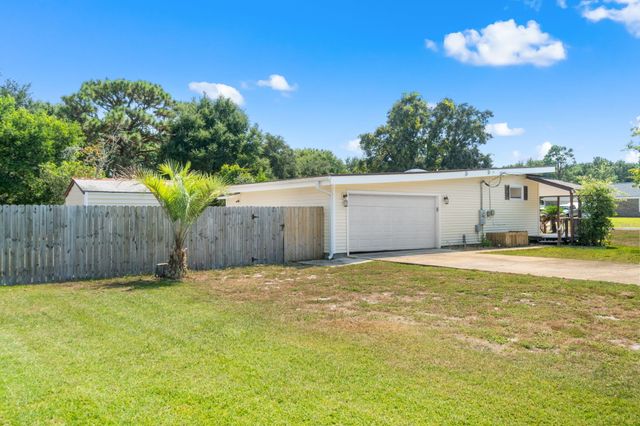 6764 Marlin Street, Navarre, FL 32566