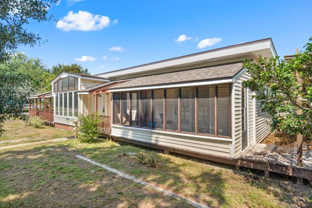 6764 Marlin Street, Navarre, FL 32566