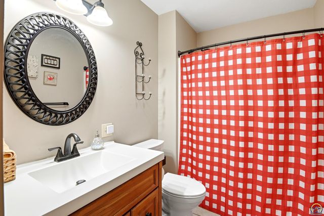 1607 NW Lower Silver Lake RD, Topeka, KS 66608