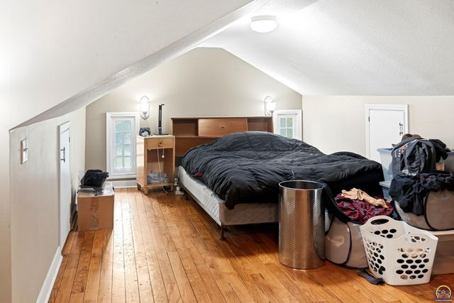 1607 NW Lower Silver Lake RD, Topeka, KS 66608