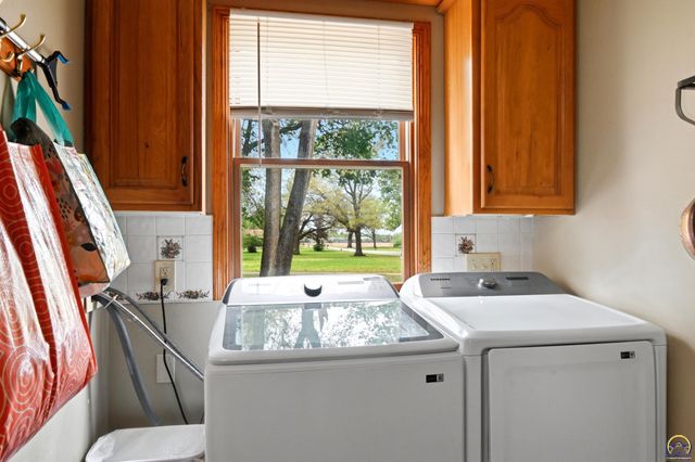 1607 NW Lower Silver Lake RD, Topeka, KS 66608