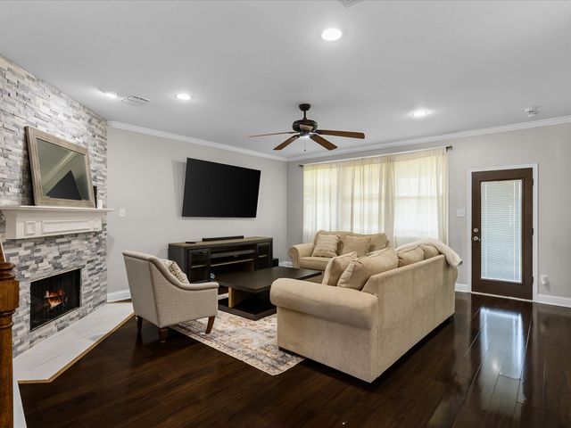 3924 Eaglerun Drive, Fort Worth, TX 76262