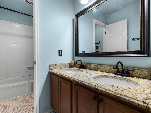 3924 Eaglerun Drive, Fort Worth, TX 76262