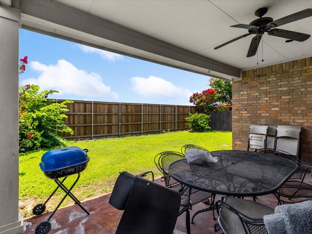 3924 Eaglerun Drive, Fort Worth, TX 76262