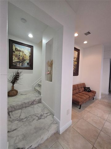 8335 NW 8th Ter, Boca Raton, FL 33487