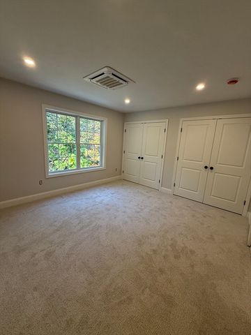 63 North St A, Worcester, MA 01605