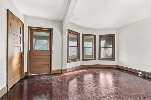 502 High Street, Buffalo, NY 14211