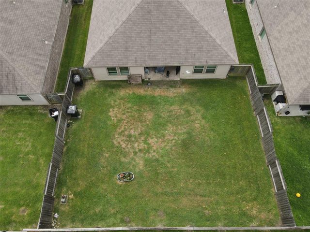 927 Petunia Falls Lane, Rosharon, TX 77583