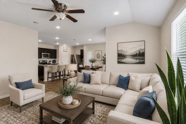 927 Petunia Falls Lane, Rosharon, TX 77583