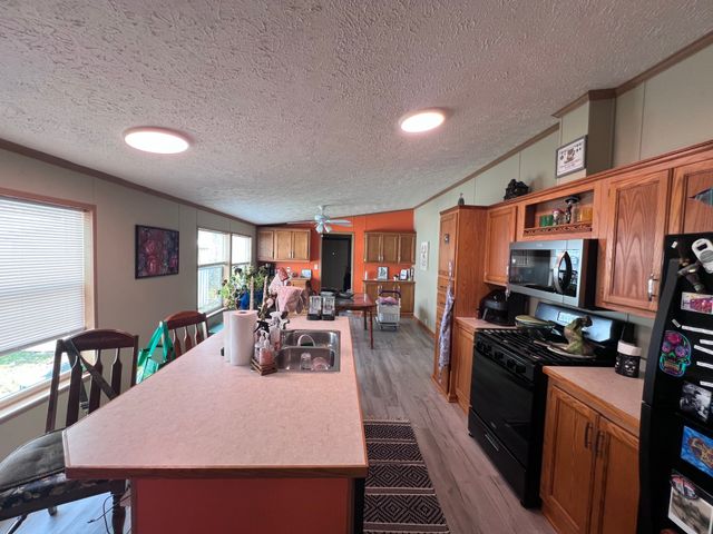 1645 GLENHAVEN Lane, Erie, PA 16509