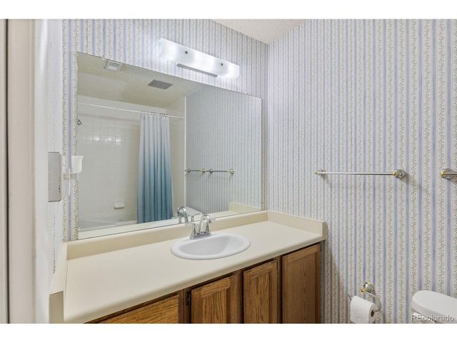 2350 E Geddes Ave E, Centennial, CO 80122