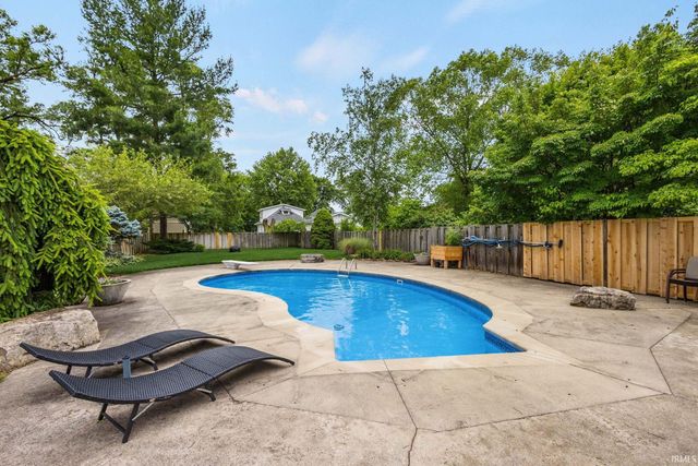 167 Manor Avenue, Elkhart, IN 46516