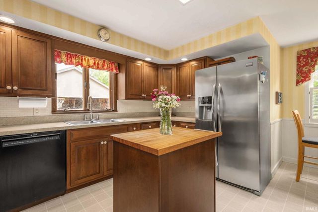 167 Manor Avenue, Elkhart, IN 46516