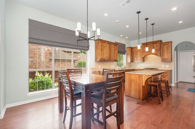 905 Maybach Court, Mckinney, TX 75071