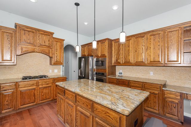 905 Maybach Court, Mckinney, TX 75071