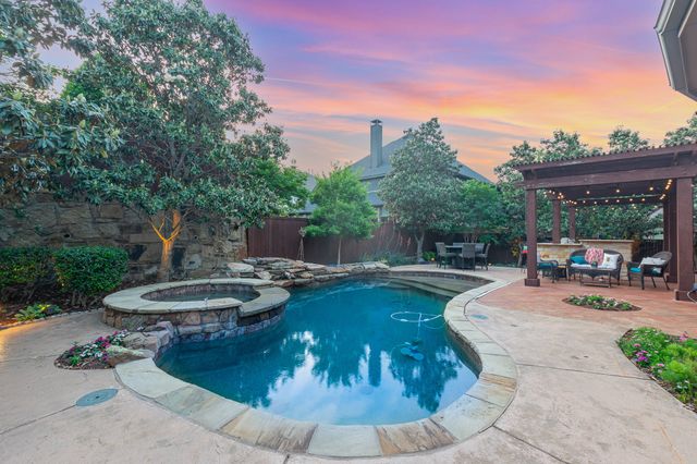 905 Maybach Court, Mckinney, TX 75071