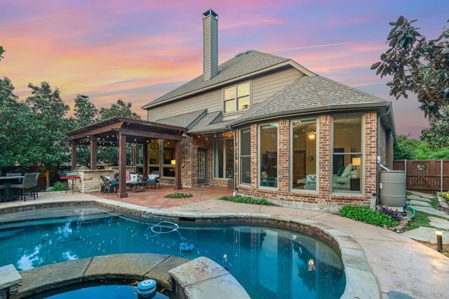 905 Maybach Court, Mckinney, TX 75071