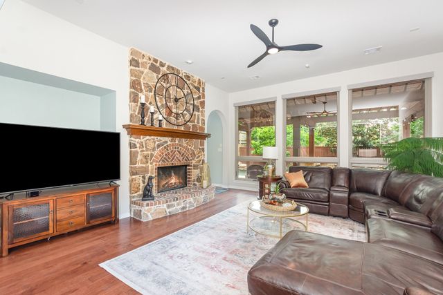 905 Maybach Court, Mckinney, TX 75071