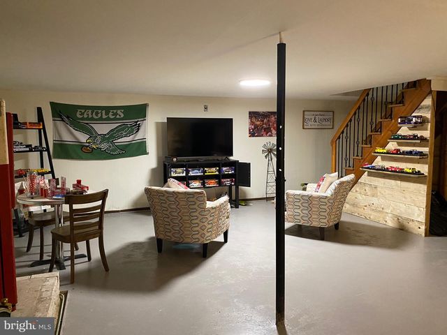 59 SPRUCE ST, Penns Grove, NJ 08069