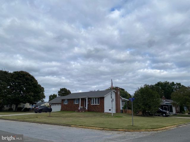 59 SPRUCE ST, Penns Grove, NJ 08069