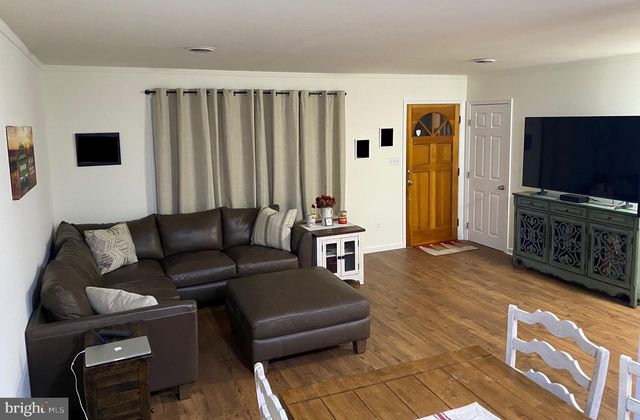 59 SPRUCE ST, Penns Grove, NJ 08069