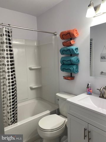 59 SPRUCE ST, Penns Grove, NJ 08069