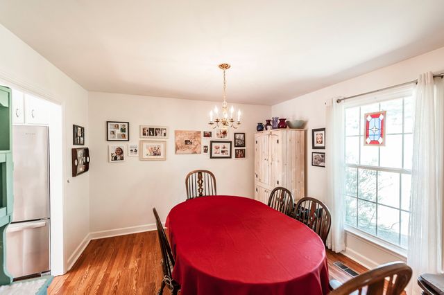 131 Honeysuckle Dr, Hendersonville, TN 37075