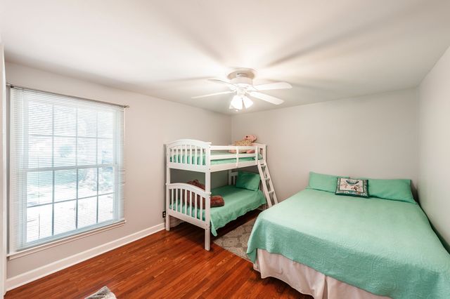 131 Honeysuckle Dr, Hendersonville, TN 37075