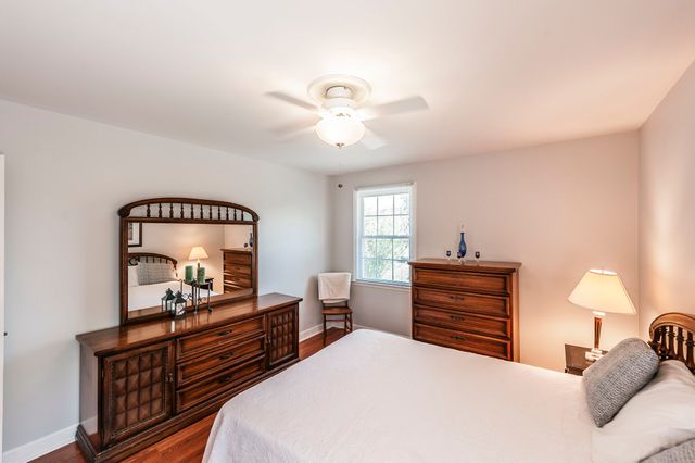 131 Honeysuckle Dr, Hendersonville, TN 37075