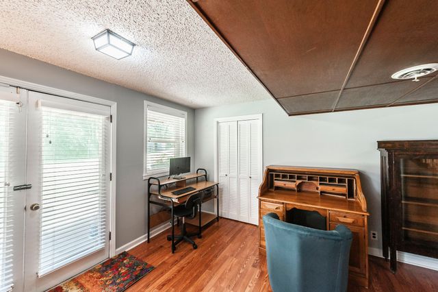 131 Honeysuckle Dr, Hendersonville, TN 37075