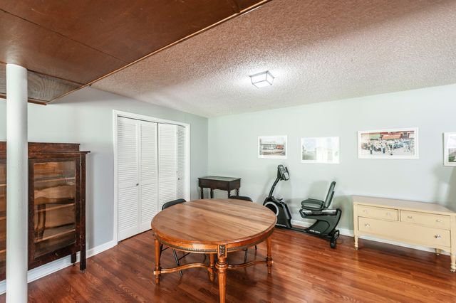 131 Honeysuckle Dr, Hendersonville, TN 37075
