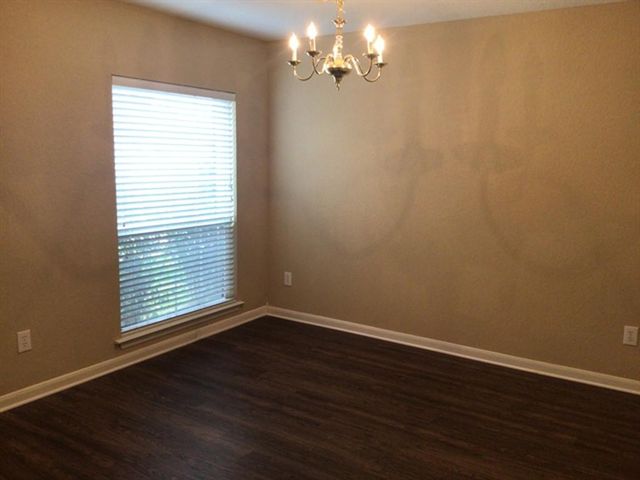 1022 Yorkshire Hollow, Fresno, TX 77545