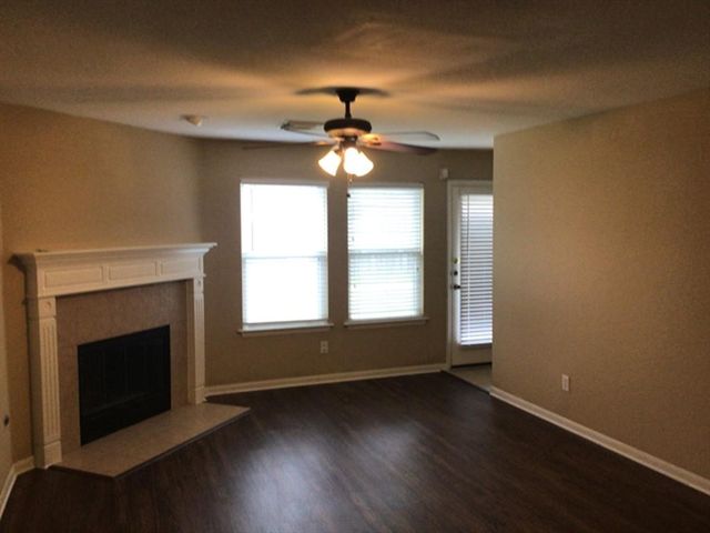 1022 Yorkshire Hollow, Fresno, TX 77545